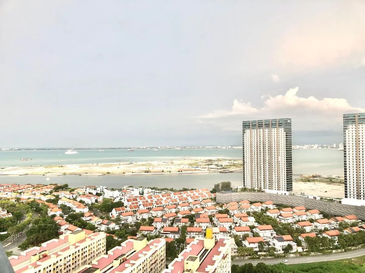 The Landmark Seaview Netflix By Blue Sky Holidays Georgetown 0*,  Ma­lay­sia