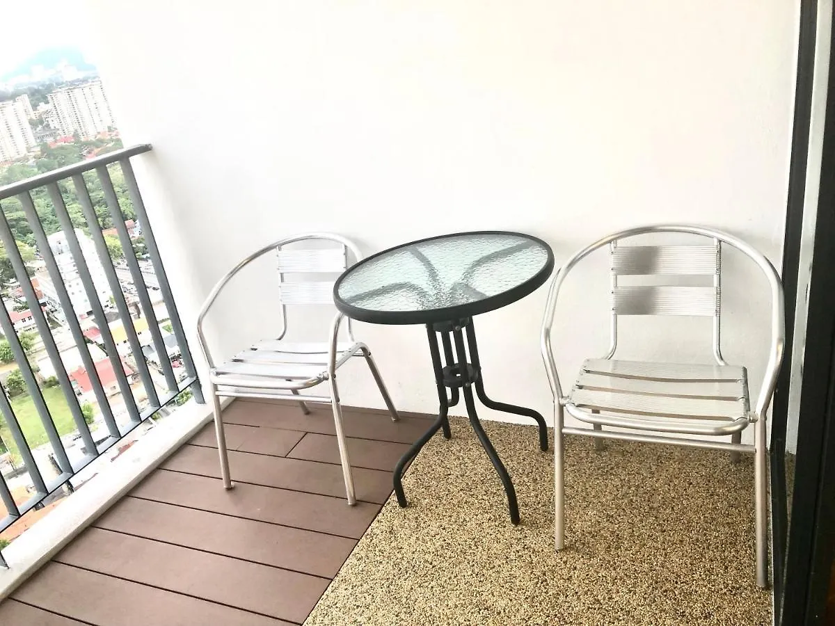 Apartment The Landmark Seaview Netflix By Blue Sky Holidays Georgetown Ma­lay­sia