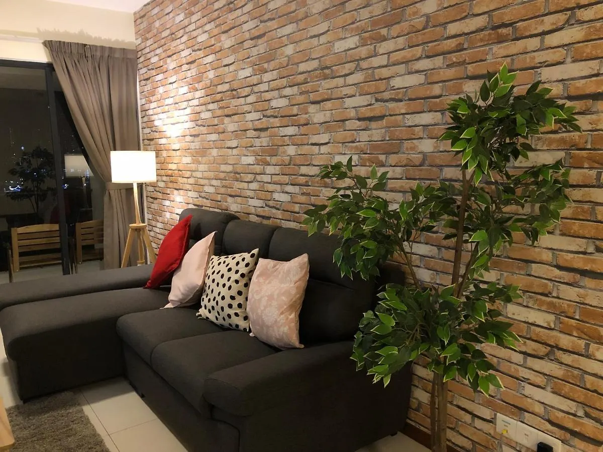 The Landmark Seaview Netflix By Blue Sky Holidays Georgetown 0*,  Ma­lay­sia